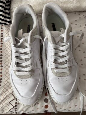 Women’s Puma Cali G golf shoes size 9 white